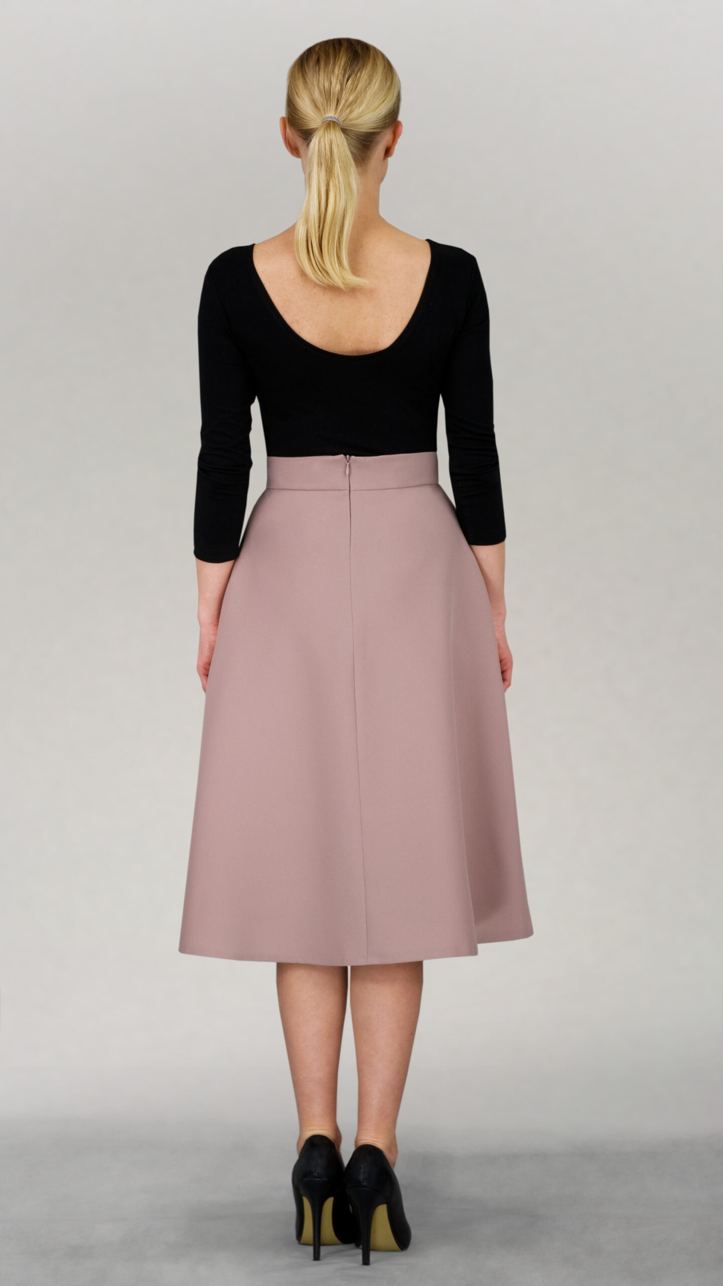 Spódnica trapezowa z podszewką